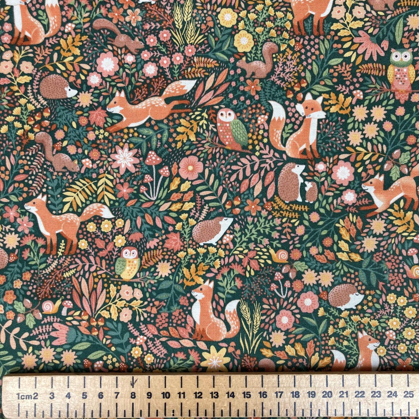 Hello Autumn - Wild Wood - Makower