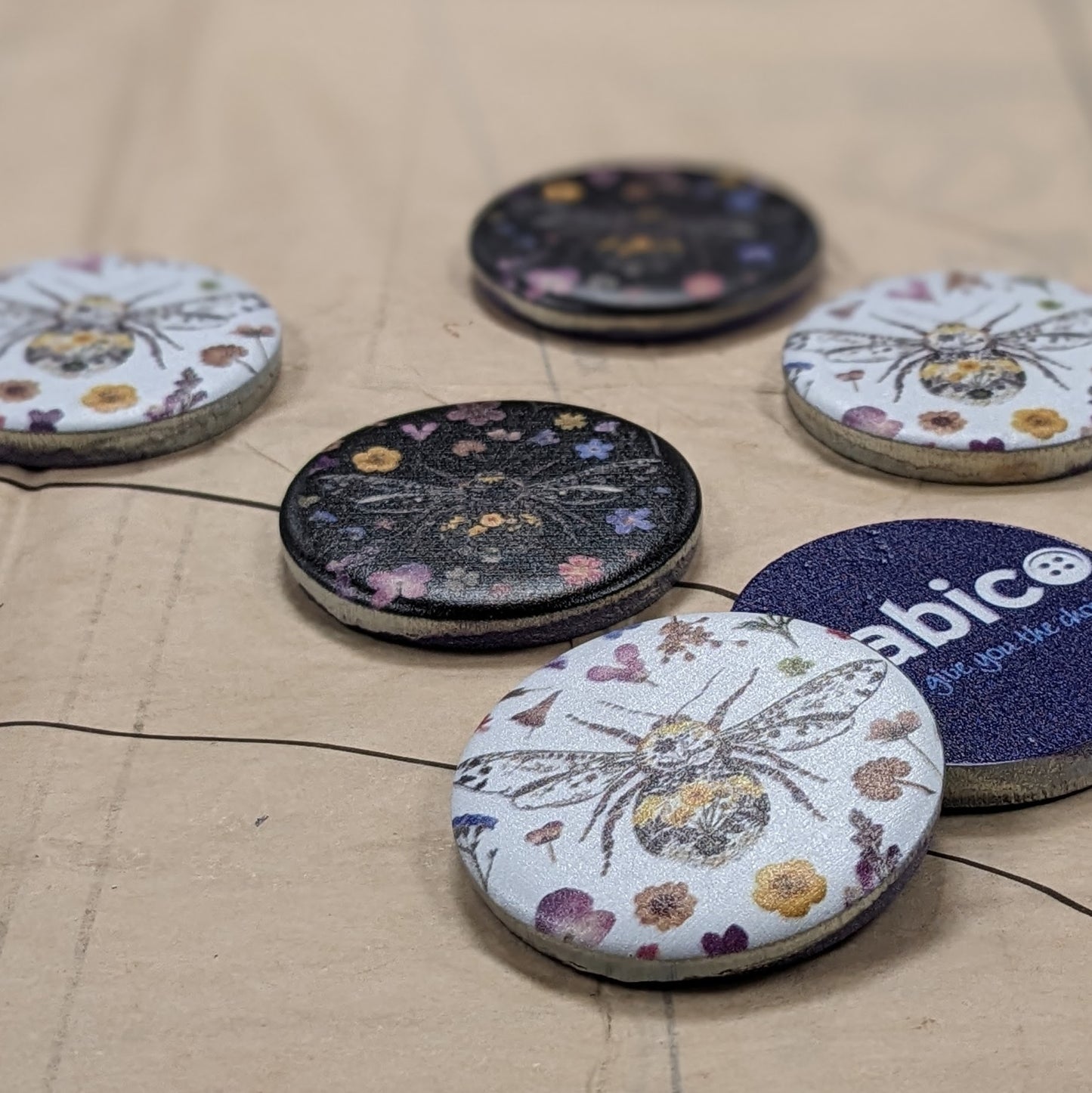 Habico Pattern Weights - English Bees