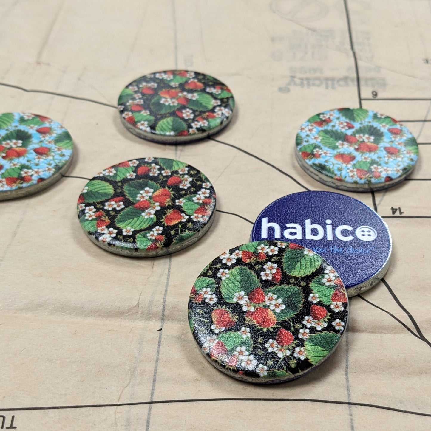 Habico Pattern Weights - Strawberries