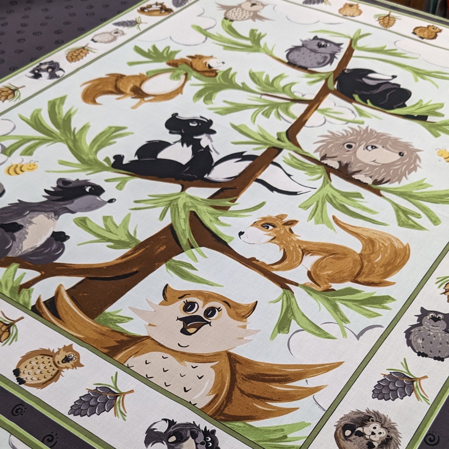 World of Susybee - Fabric Quilt Panel - Woodland Friends