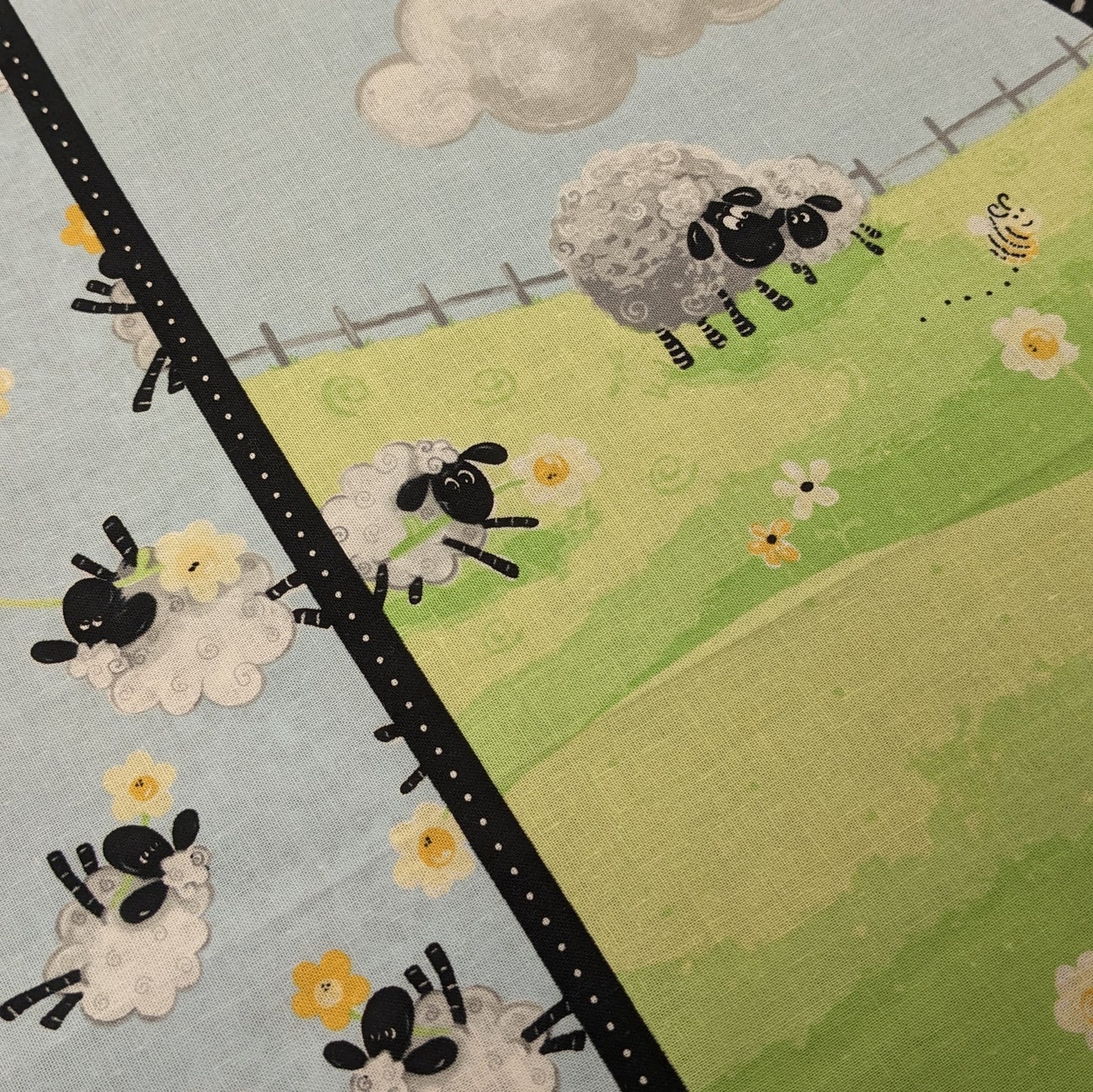 World of Susybee - Panel - Lewe the Ewe