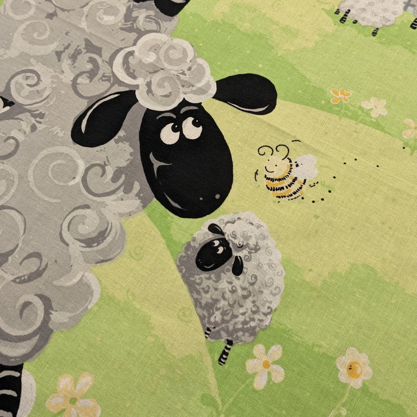 World of Susybee - Panel - Lewe the Ewe