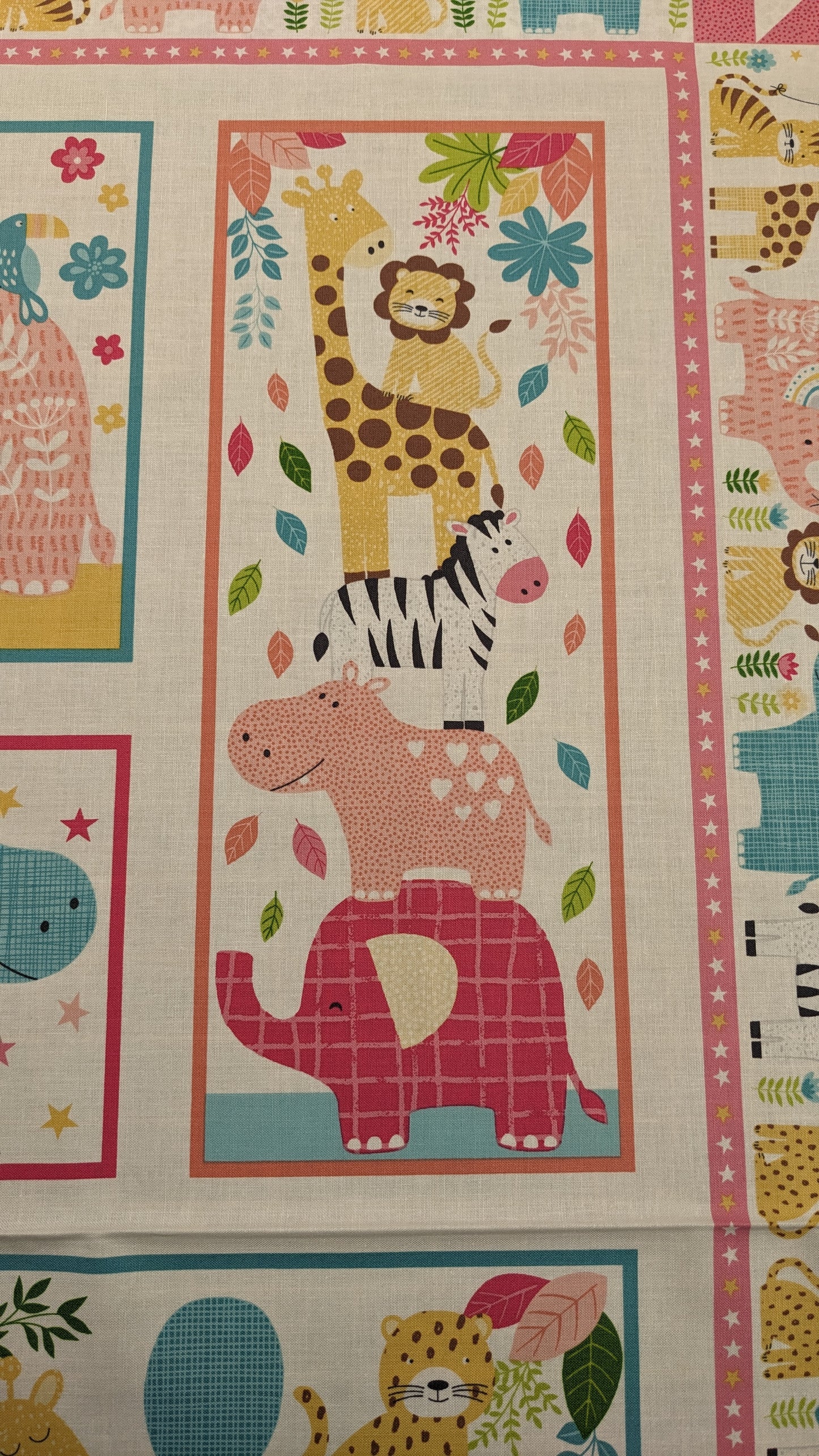 Makower - In the Jungle - Cot Quilt Fabric Panel
