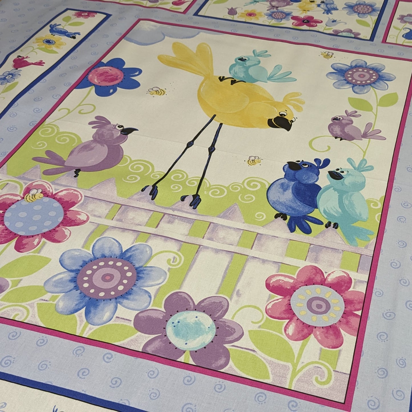 World of Susybee - Panel - Bird's Buddies