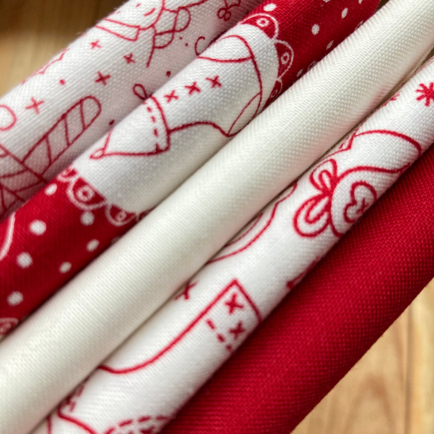 Redwork Fat Quarter Bundle