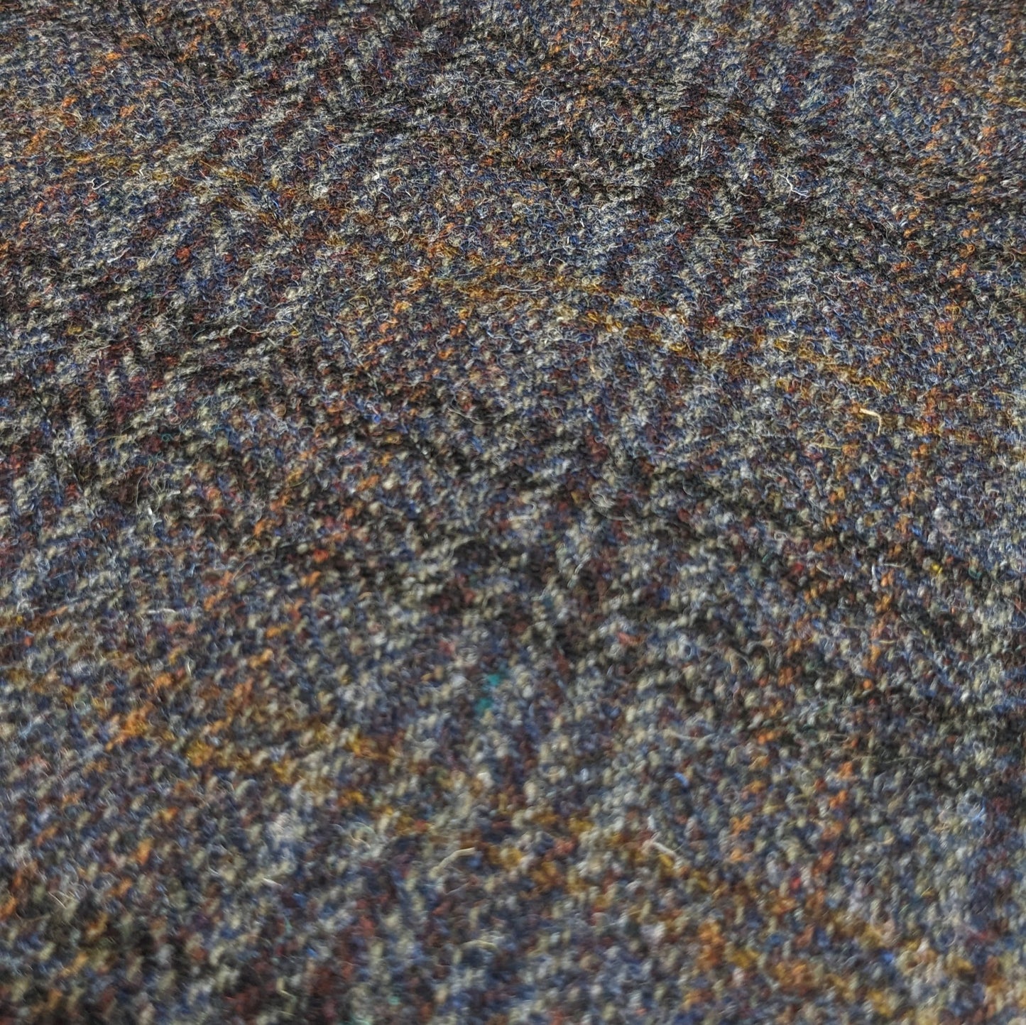 Pre Quilted 100 % Wool Tweed Fabric - Grey Check